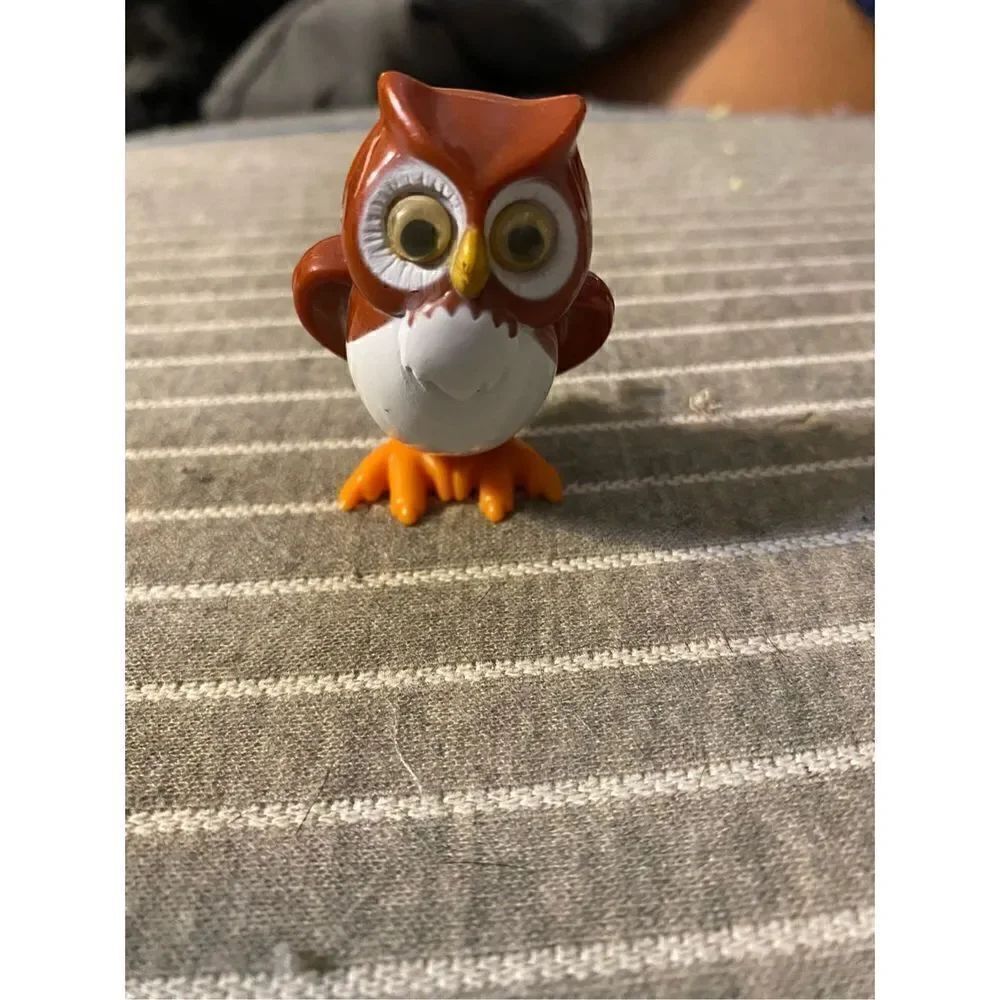 Vintage 1977 Tomy pocket pets wind up owl